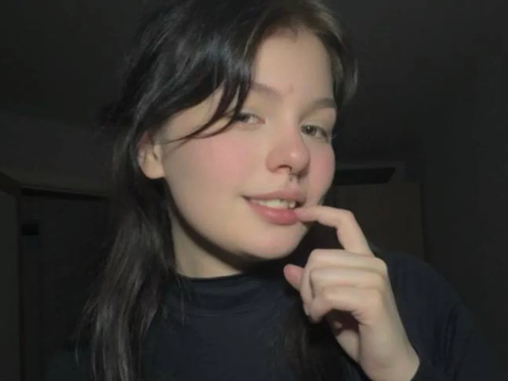 LesleyManire's Offline Chat Room