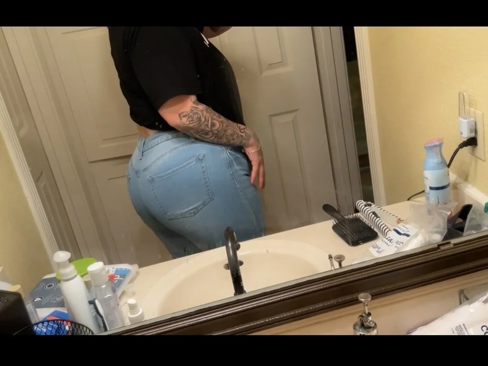 TattedFreak98's Offline XXX Chat