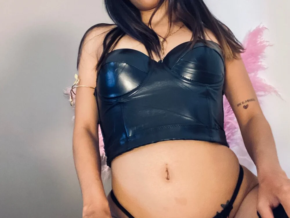 RebecaReslihx's Offline XXX Chat