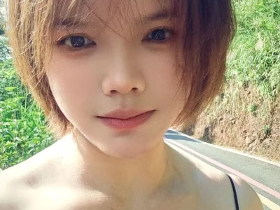 Muzi-36E - Girl 
