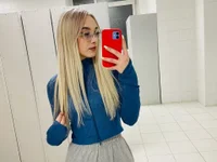 CecilleKizior Live XXX-chat