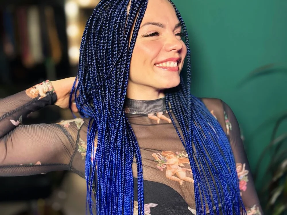 Wow_Maya Offline XXX-Chat