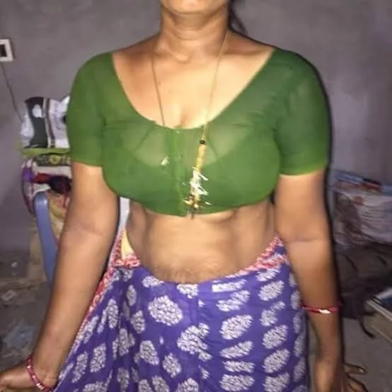 tamil_dusky_11's most recent online preview