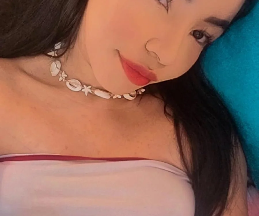 Asteria_mg's Offline XXX Chat