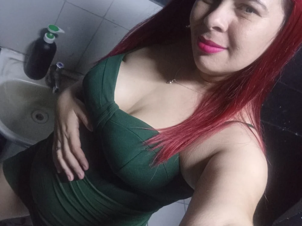 GiselleLightVS' Offline XXX Chat