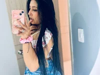 Annie9_ Adlı Modelin Canlı XXX Sohbeti