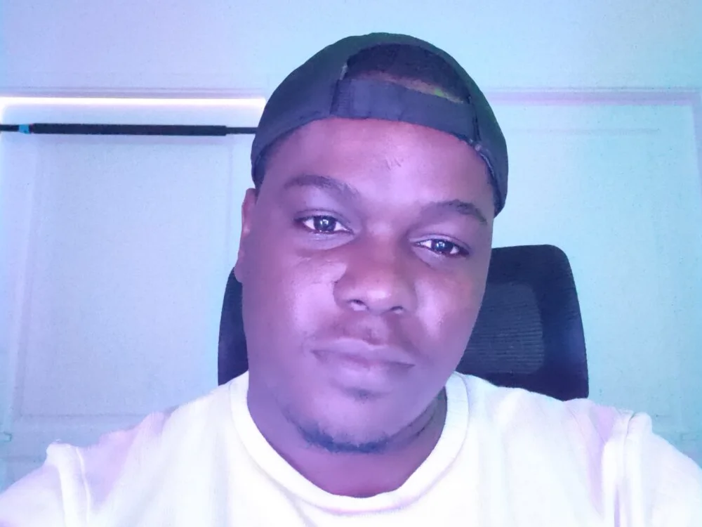 james69_90 Chat XXX Ngoại tuyến