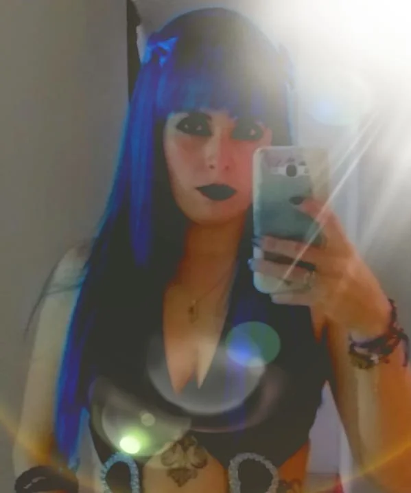 danikhot's Offline XXX Chat