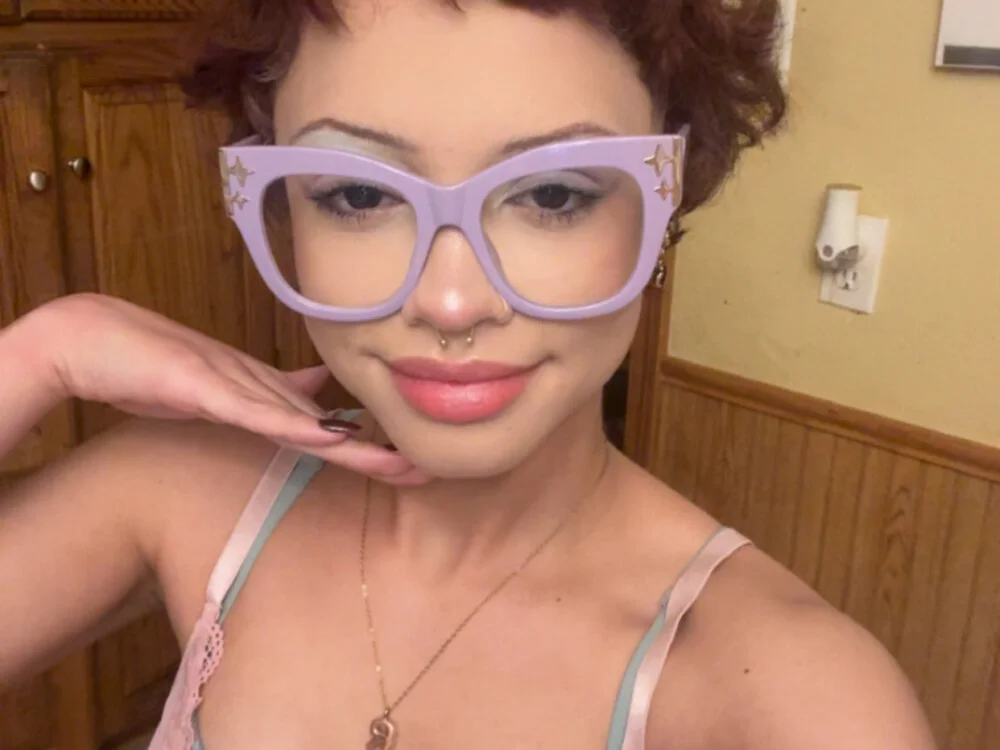 jojosbizarrelyf's Offline XXX Chat