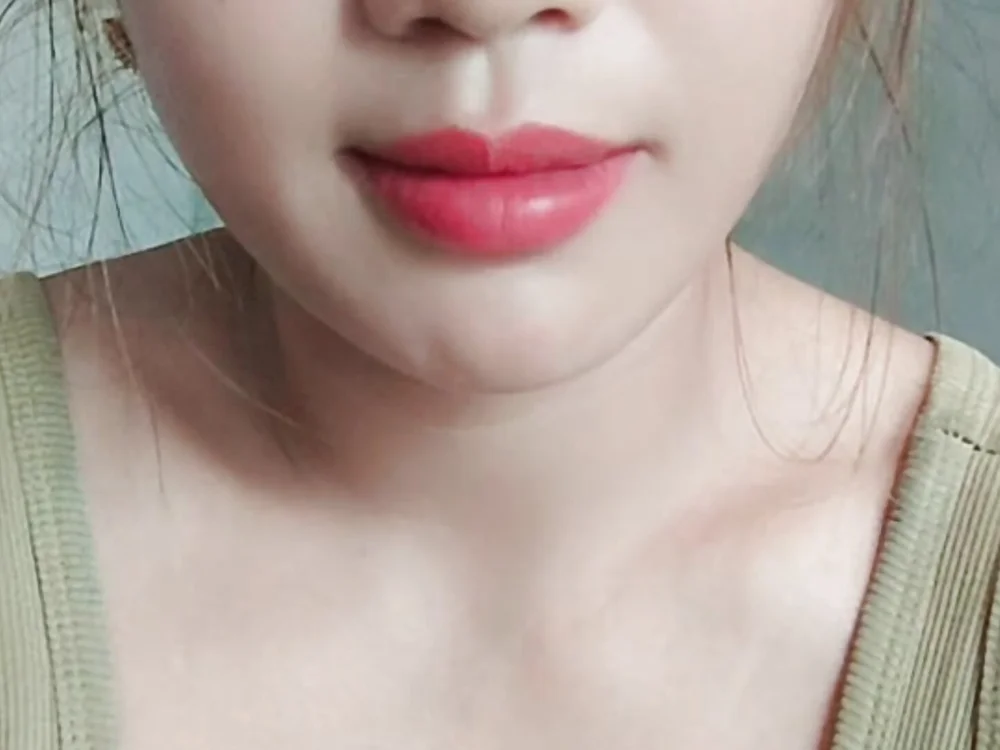 xinhxinh-cute cam model