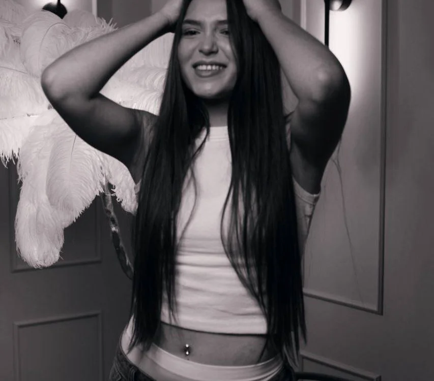 JulianaGills' Offline XXX Chat
