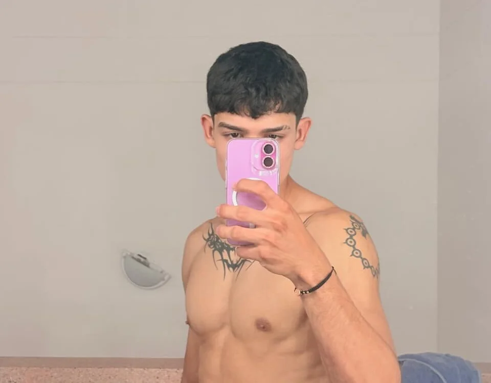 Offline XXX chat modela Liom_Gym