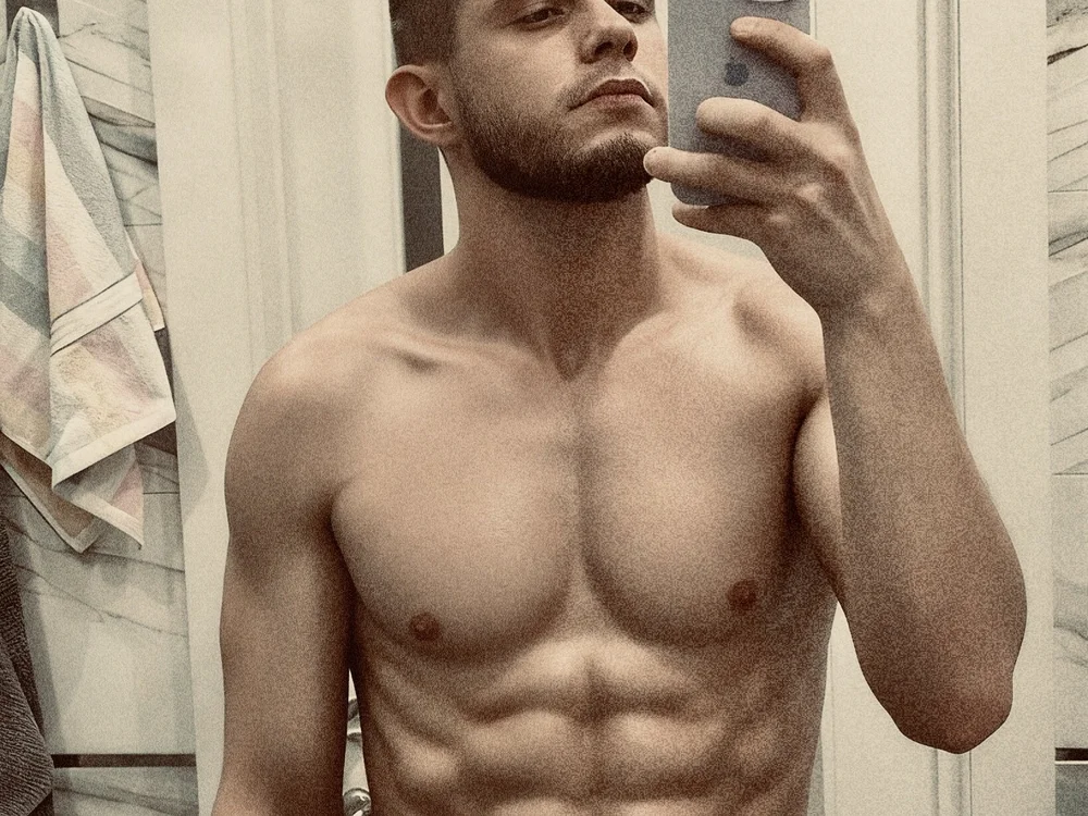 Viktor348 Offline XXX Chat