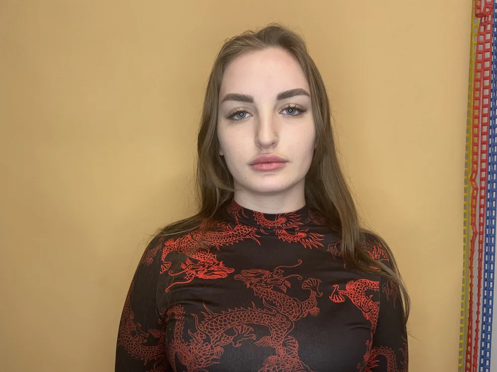 FloraCurvin's Offline Chat Room