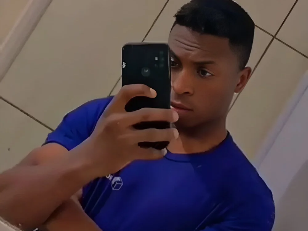 Moizis Offline XXX-chat