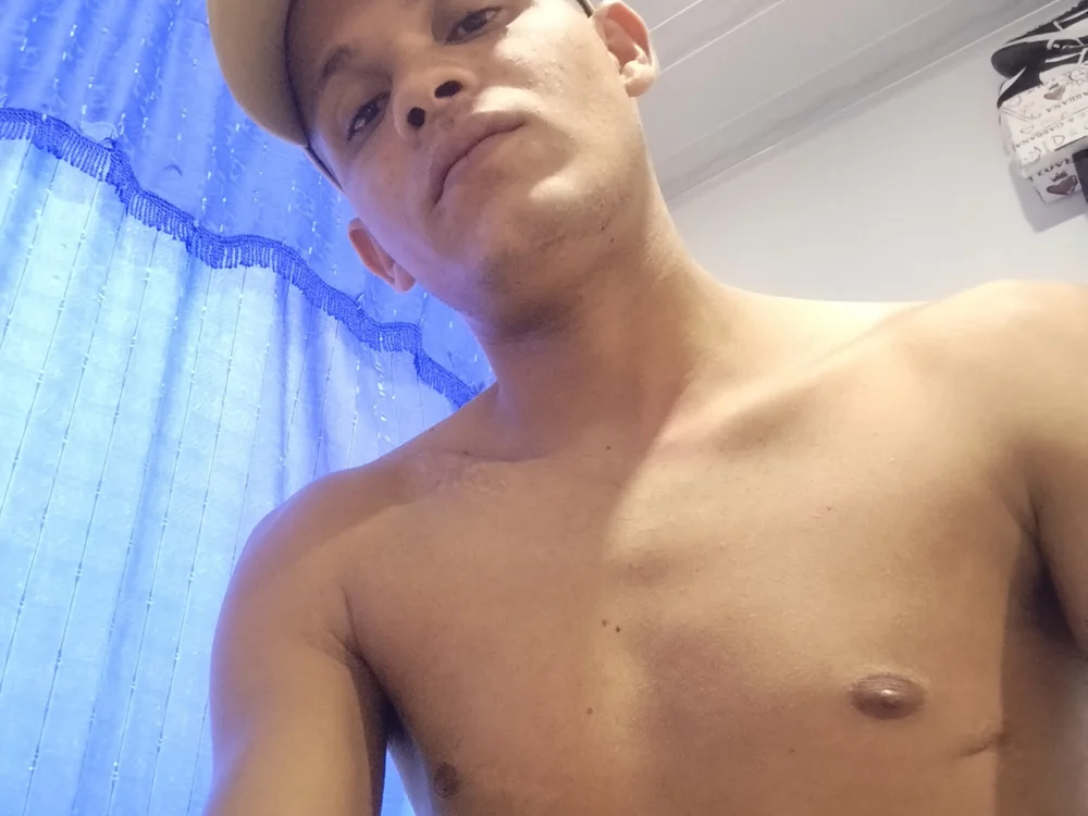 Wilmer6000's Offline Chat Room