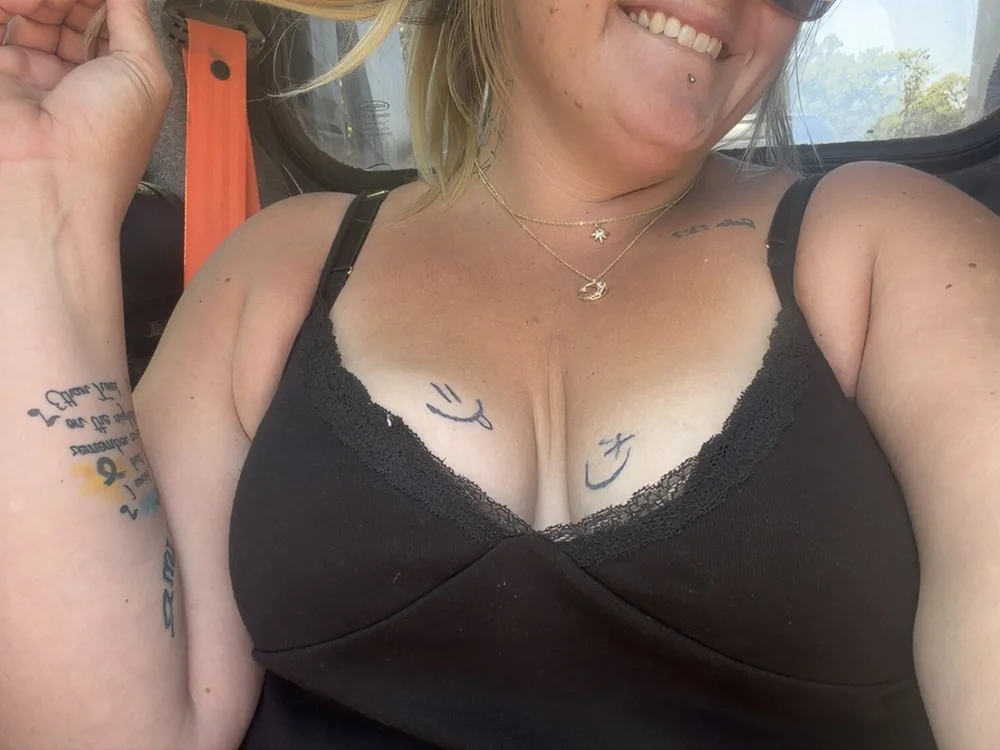 queencunt2026's Offline XXX Chat