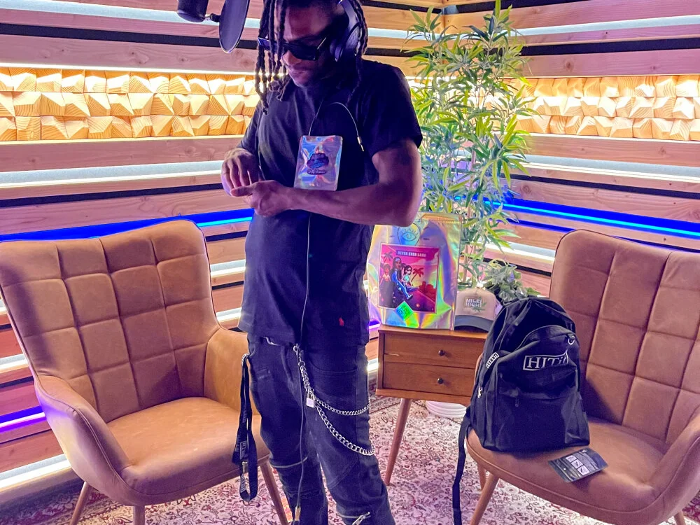 ilovemyleshigh's Offline XXX Chat