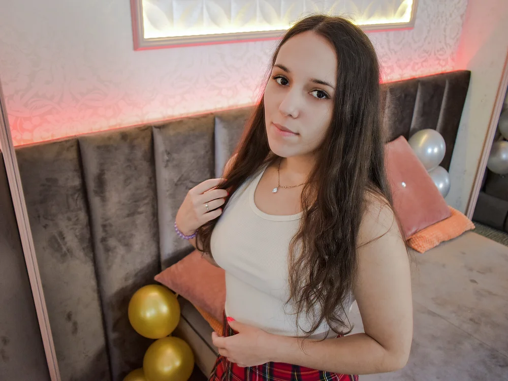 AryaOstin's Offline XXX Chat