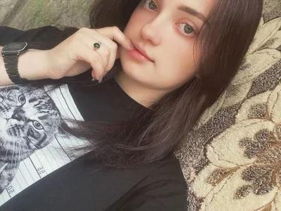 Velvet_Shade Female White Free Cam Naked