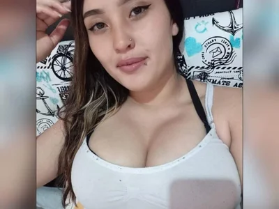 Sofi_Blaack Couple Footjob Free Webcam Nude