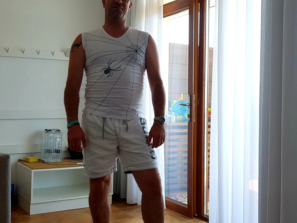 --Joker69--のオフラインXXXチャット