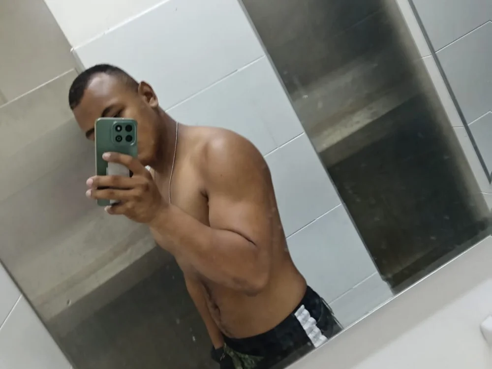 Chat +18 off-line de Elfake10