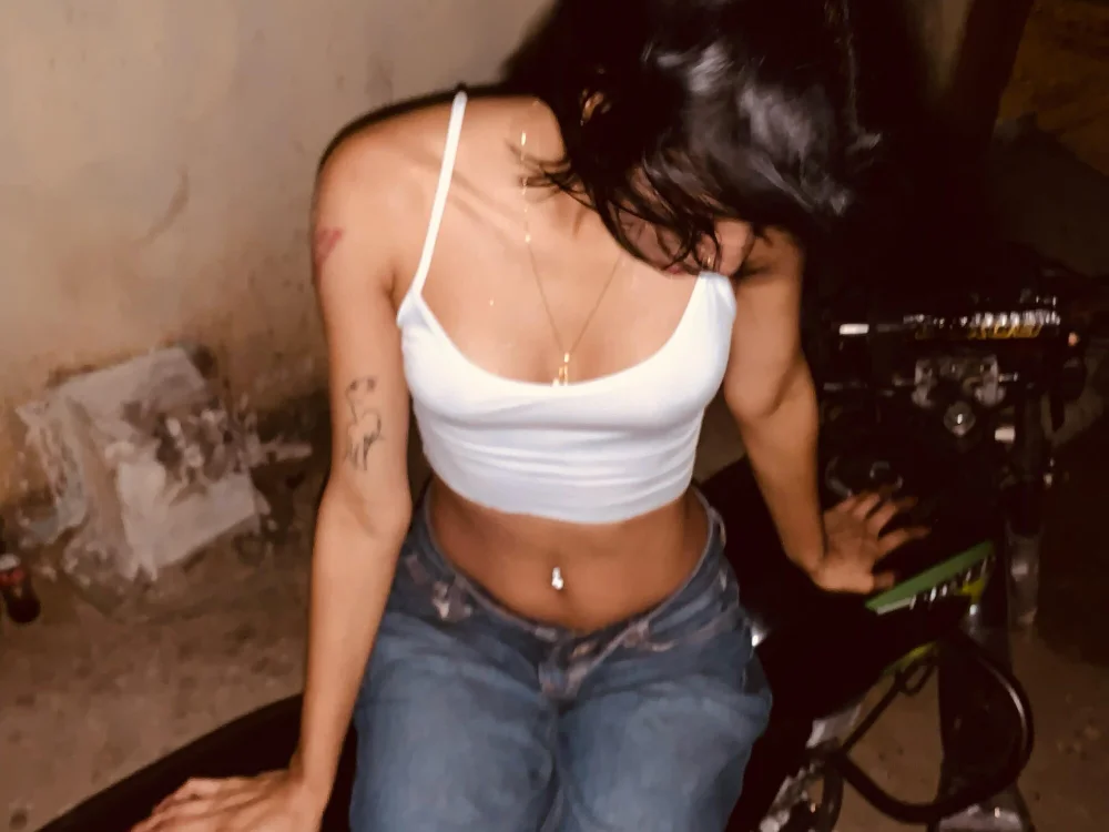 Bella-rodriguez offline chatrum