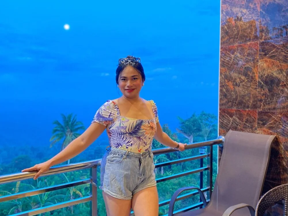 asian_mistresssss Obrolan XXX Offline