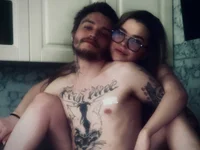 Passion_Couple_ Adlı Modelin Çevrimdışı Sohbet Odası