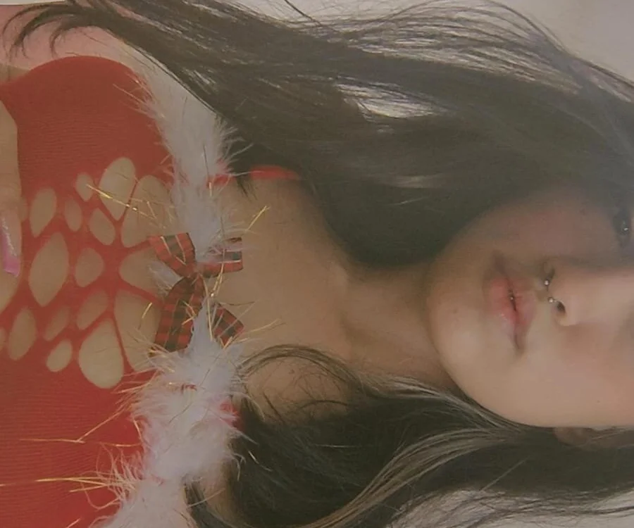 lau_ri Adlı Modelin Çevrimdışı XXX Sohbeti