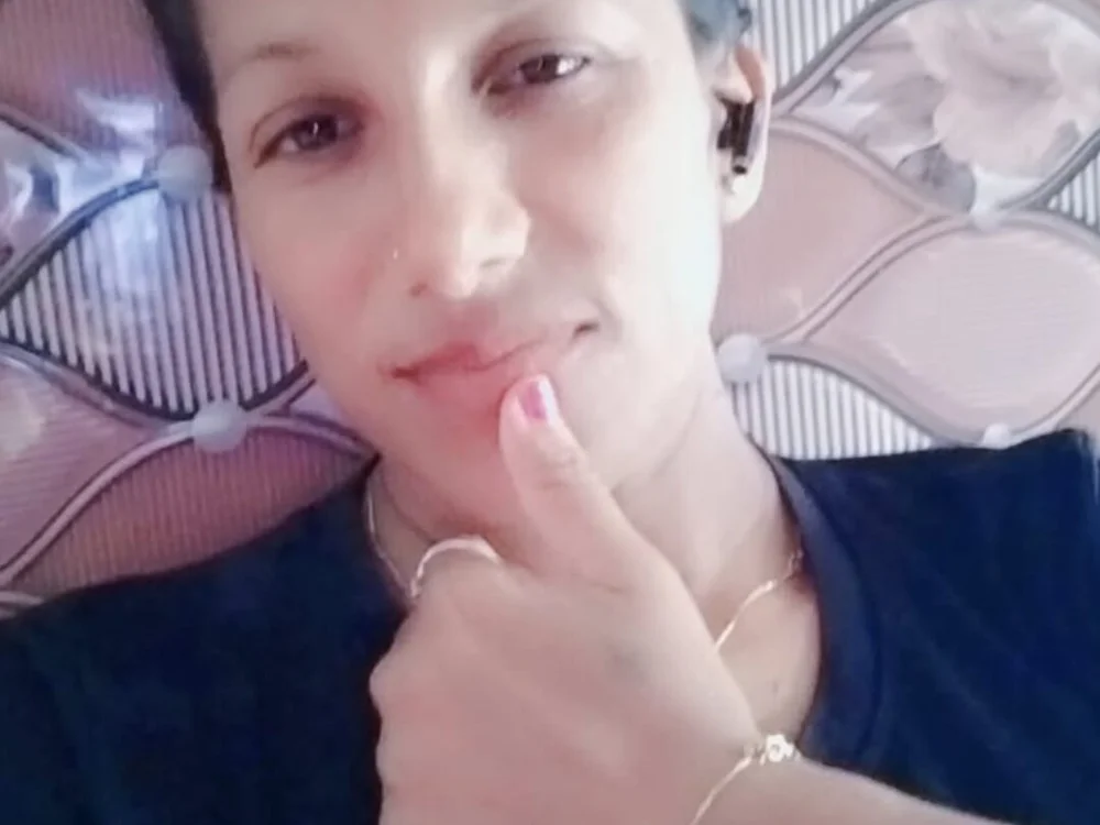 Missmahi1 offline chatrum