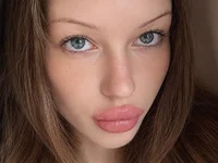 khloebeauty