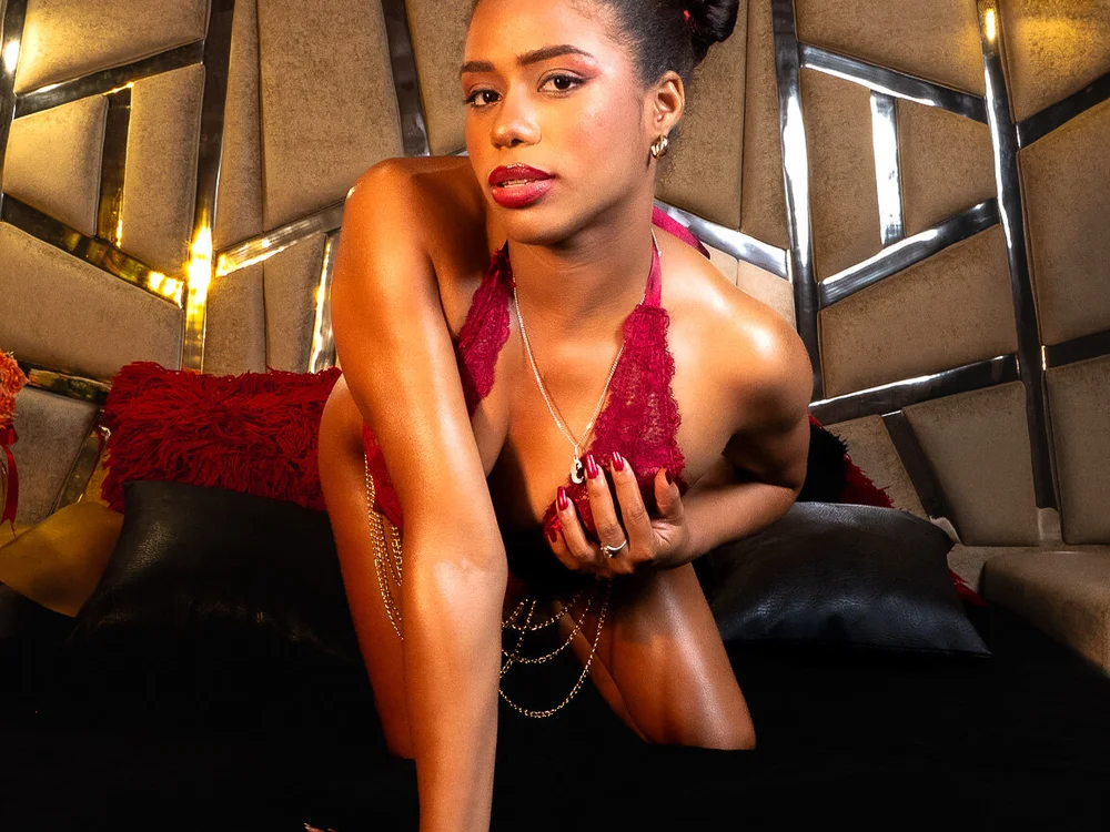 WendyOquendo Adlı Modelin Çevrimdışı XXX Sohbeti