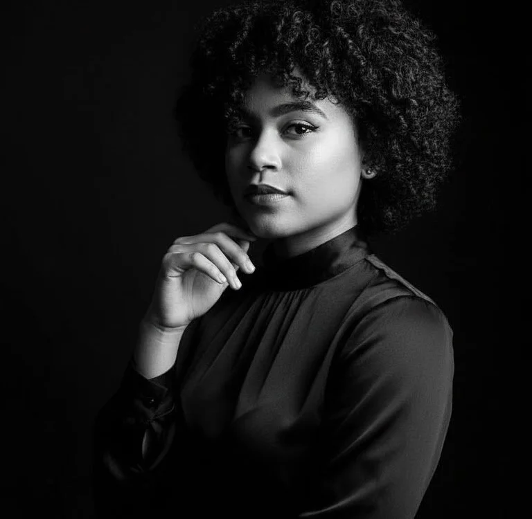 Offline XXX chat modela Akemy_Saunders