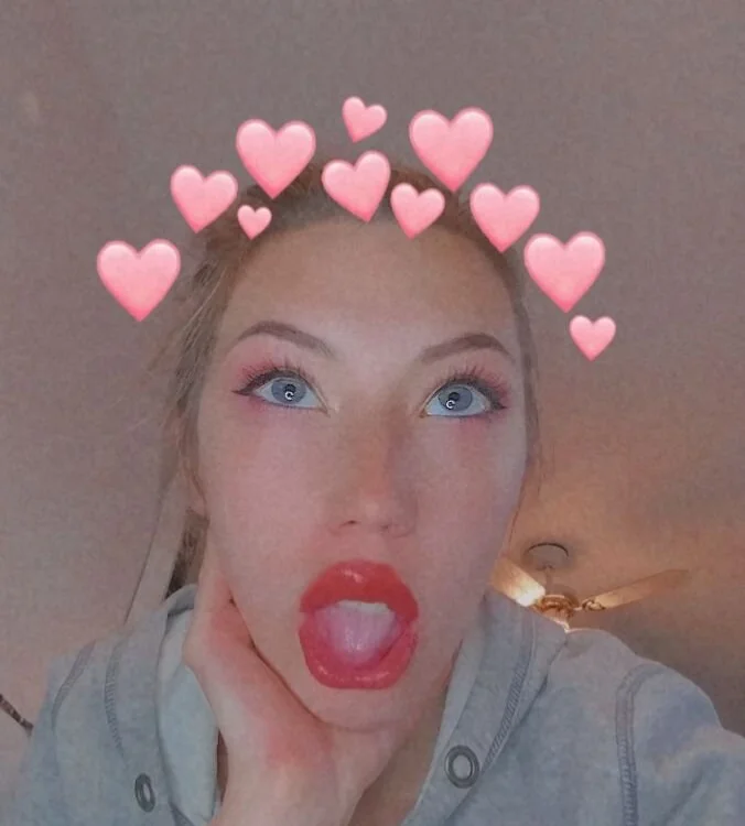 Brooklyn_waterfall's Offline XXX Chat