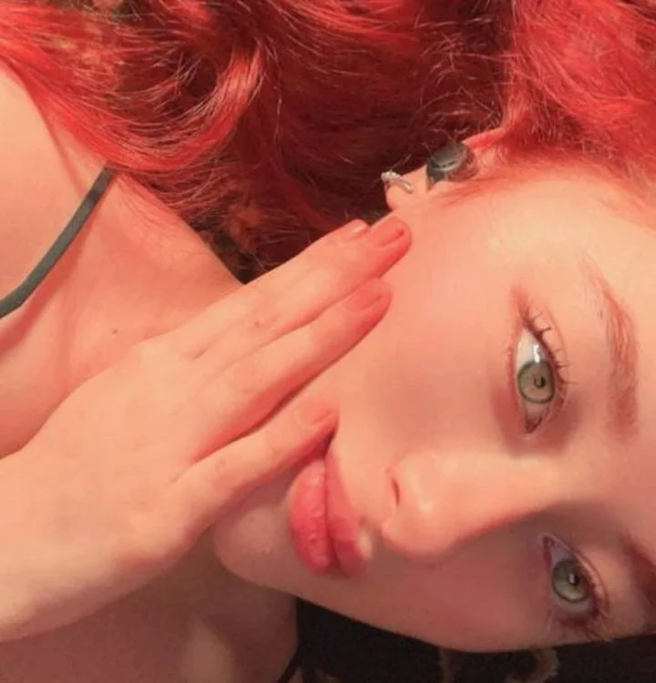 Kitten_Aria offline chatrum