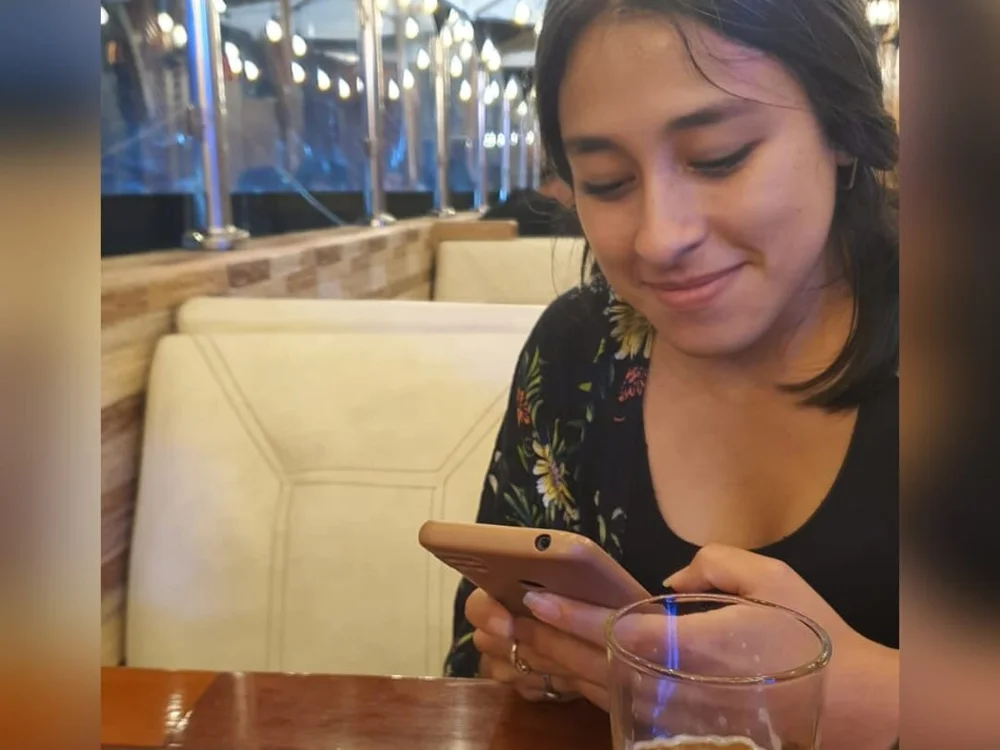 Sala de chat offline de Pareja_Hot_Ale_Mig