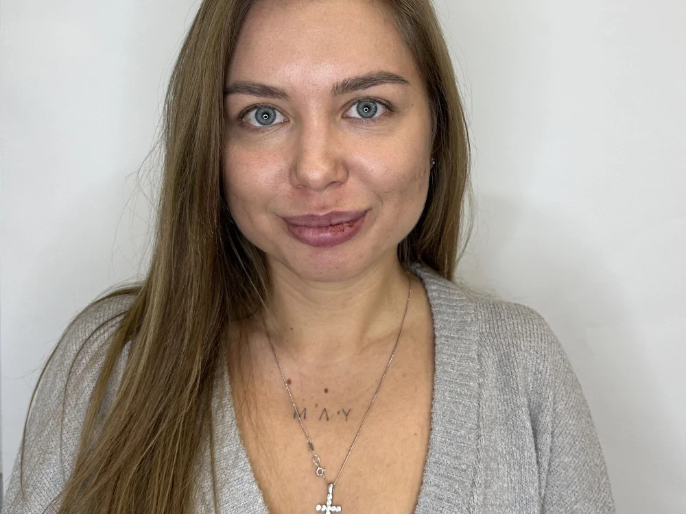 HollyDavids' Offline Chat Room