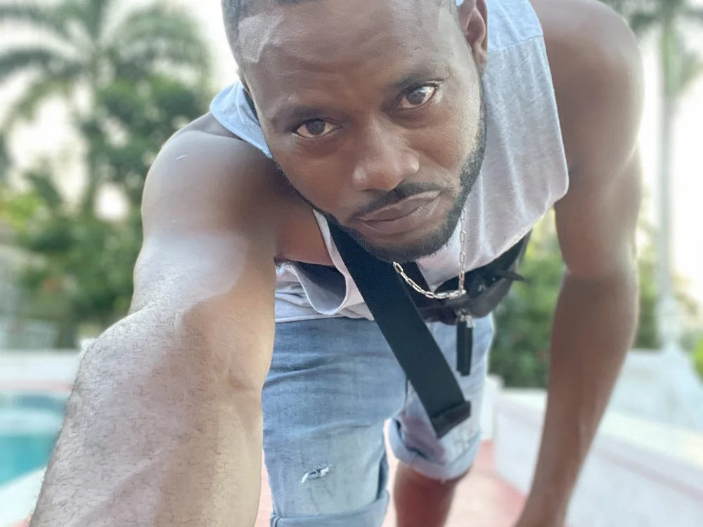 100banger: συνομιλία ΧΧΧ εκτός σύνδεσης