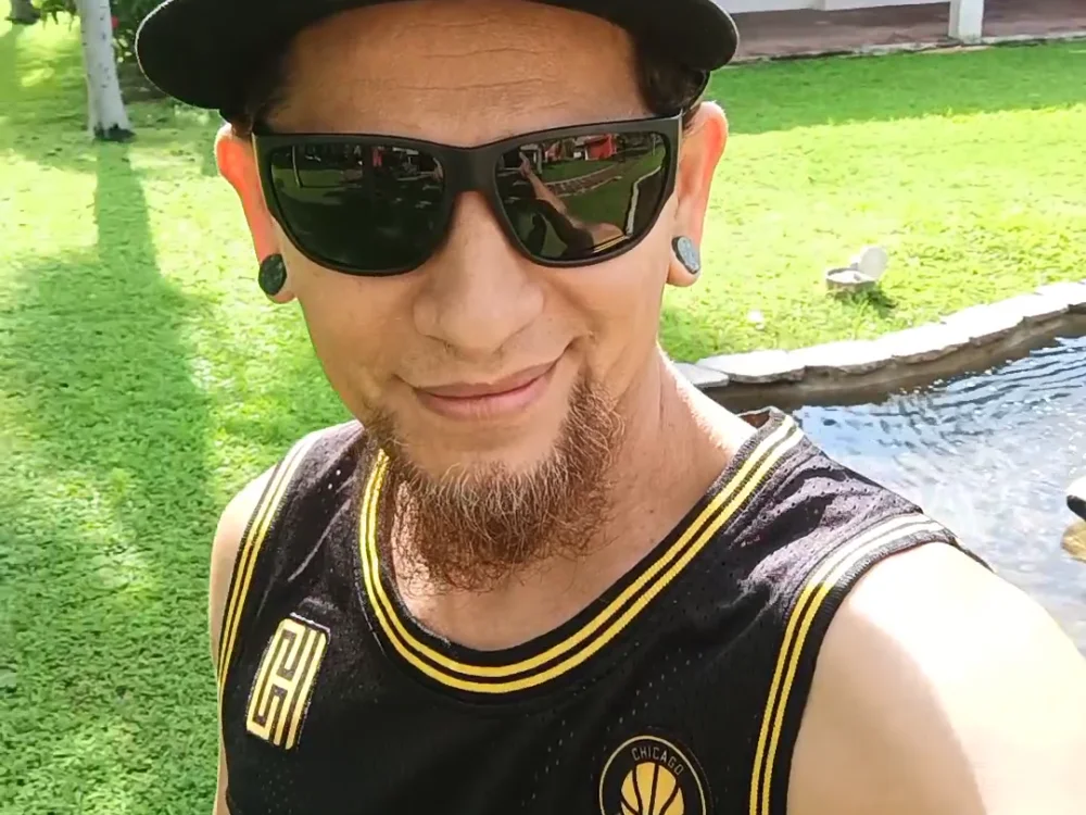 Big_Daddy_Kanen Offline XXX chat