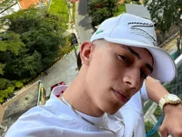 Golden_princess webcam thumbnail