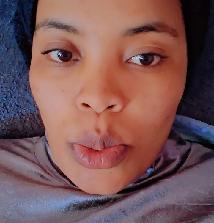 FloatingUntying's Offline XXX Chat