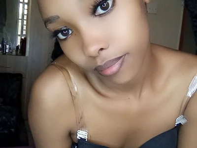 Pretty_jaz - Girl 