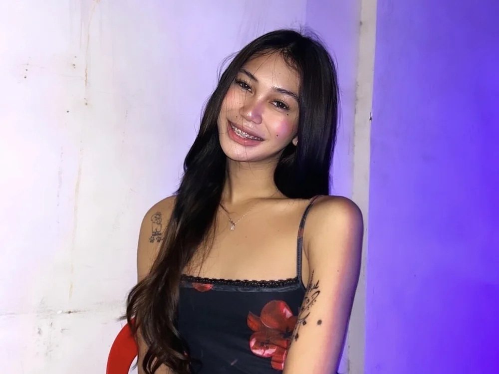 Eyafoxcum 離線 XXX 聊天