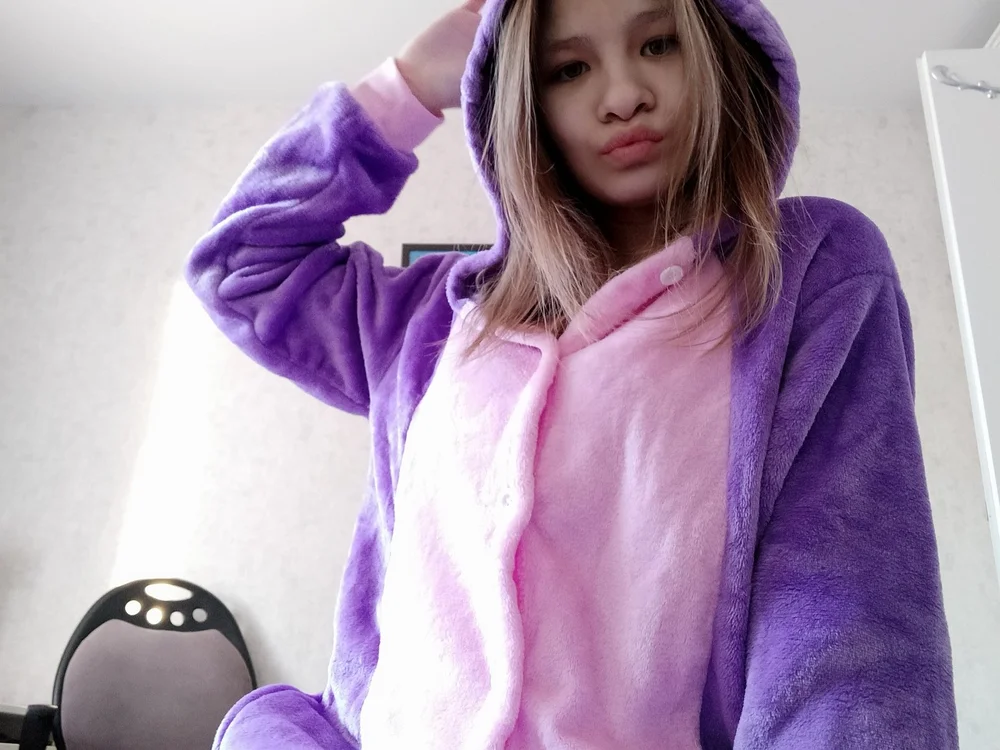 funnybunny18's Offline Chat Room