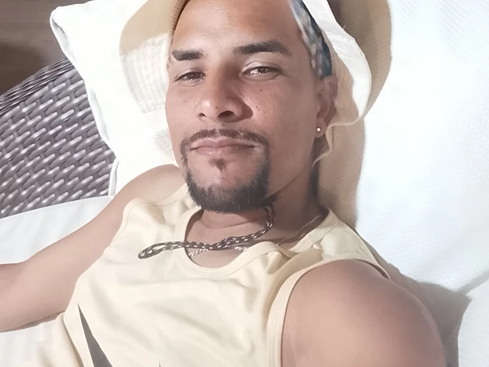 Tomajek95 – Offline XXX chat