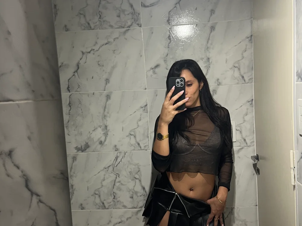 Amorsinfiltros1210's Offline XXX Chat