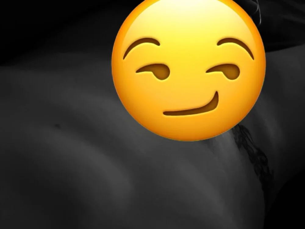 horny_de_pornyn Offline XXX chat