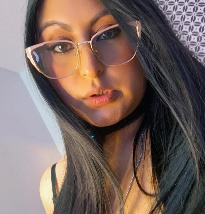 Amber_gold_ Chat XXX offline